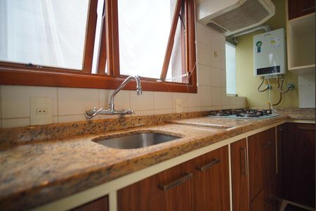 Apartamento para alugar com 72m², 2 quartos e 2 vagasCozinha