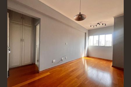 Sala de apartamento para alugar com 1 quarto, 38m² em Conceicao, Campinas