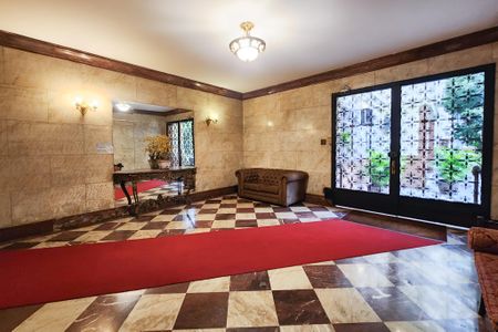 Apartamento à venda com 175m², 3 quartos e sem vaga Apartamento à venda com 175m², 3 quartos e sem vagaÁrea Comum