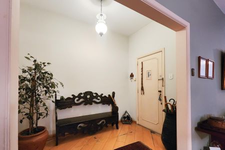 Apartamento à venda com 175m², 3 quartos e sem vaga Apartamento à venda com 175m², 3 quartos e sem vagaSala