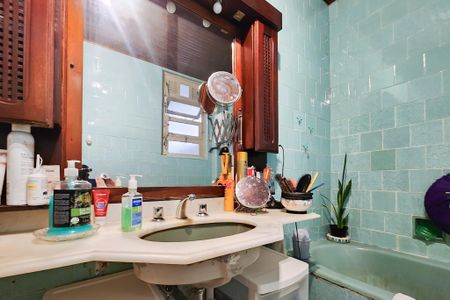 Apartamento à venda com 175m², 3 quartos e sem vaga Apartamento à venda com 175m², 3 quartos e sem vagaBanheiro 1