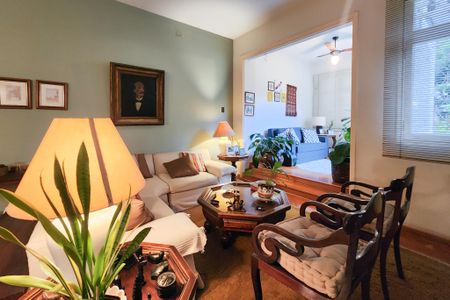 Apartamento à venda com 175m², 3 quartos e sem vaga Apartamento à venda com 175m², 3 quartos e sem vagaSala