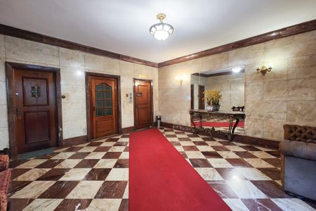 Apartamento à venda com 175m², 3 quartos e sem vaga Apartamento à venda com 175m², 3 quartos e sem vagaÁrea Comum