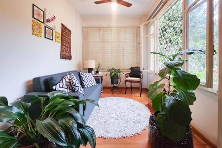 Apartamento à venda com 175m², 3 quartos e sem vaga Apartamento à venda com 175m², 3 quartos e sem vagaSala