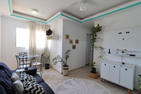 Sala de apartamento para alugar com 2 quartos, 54m² em Parque Ribeirão Preto, Ribeirão Preto