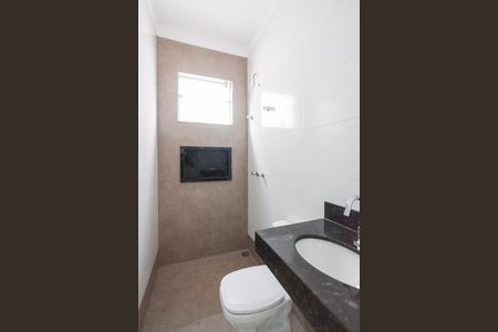 Casa para alugar com 112m², 3 quartos e 2 vagas Casa para alugar com 112m², 3 quartos e 2 vagasBanheiro Social