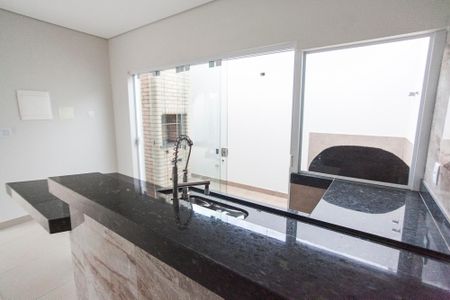 Casa para alugar com 112m², 3 quartos e 2 vagas Casa para alugar com 112m², 3 quartos e 2 vagasCozinha