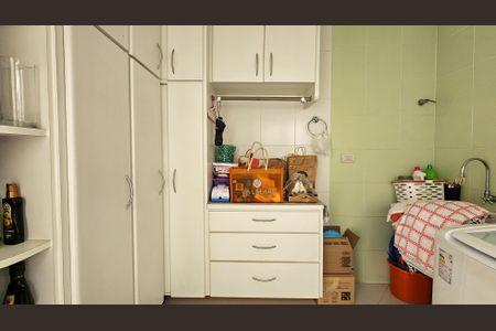 Casa à venda com 297m², 4 quartos e 2 vagasÁrea de Serviço