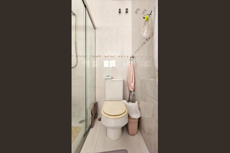 Casa à venda com 297m², 4 quartos e 2 vagasBanheiro 1