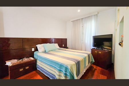 Casa à venda com 297m², 4 quartos e 2 vagasQuarto 2