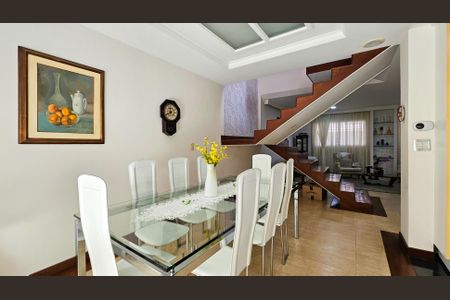 Casa à venda com 297m², 4 quartos e 2 vagasSala de Jantar