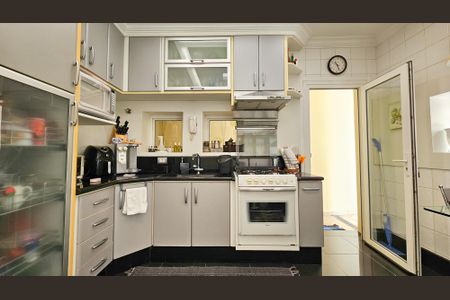 Casa à venda com 297m², 4 quartos e 2 vagasCozinha