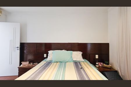 Casa à venda com 297m², 4 quartos e 2 vagasQuarto 2