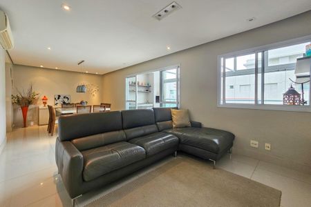 Apartamento para alugar com 133m², 3 quartos e 3 vagasSala