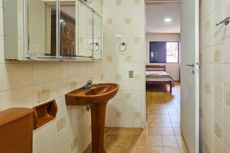 Apartamento para alugar com 107m², 3 quartos e 1 vaga Apartamento para alugar com 107m², 3 quartos e 1 vagaBanheiro da Suíte