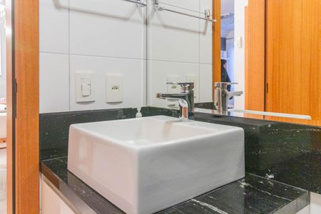 Apartamento à venda com 40m², 1 quarto e 1 vagaBanheiro