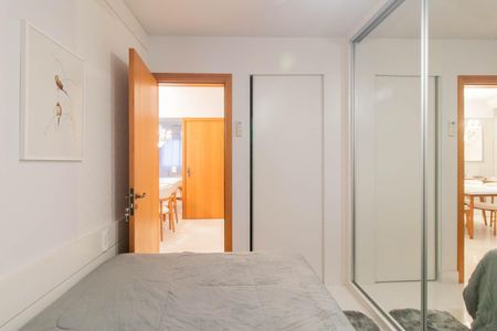 Quarto de apartamento à venda com 1 quarto, 40m² em Santana, Porto Alegre