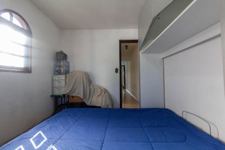 Casa à venda com 170m², 3 quartos e 2 vagas Casa à venda com 170m², 3 quartos e 2 vagasQuarto 2