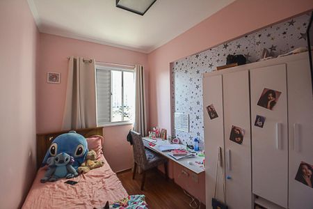 Apartamento à venda com 71m², 3 quartos e 2 vagasQuarto 2