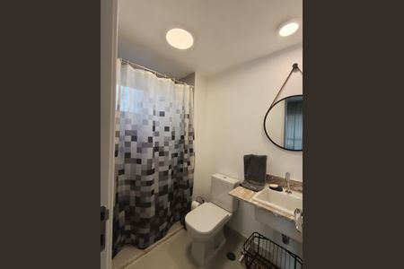 Banheiro de apartamento para alugar com 1 quarto, 36m² em Vila Mariana, São Paulo