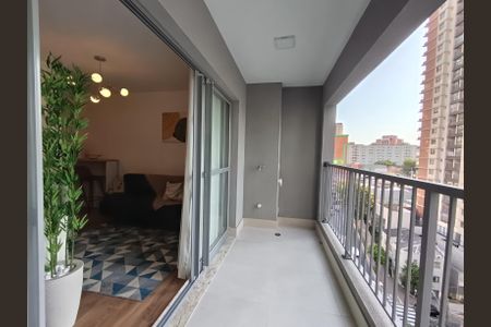 Apartamento para alugar com 36m², 1 quarto e sem vaga Apartamento para alugar com 36m², 1 quarto e sem vagaVaranda