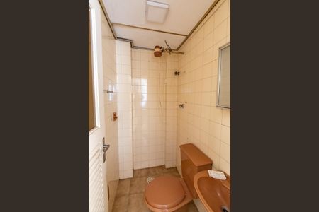 Apartamento à venda com 113m², 3 quartos e 2 vagas Apartamento à venda com 113m², 3 quartos e 2 vagasBanheiro de Serviço