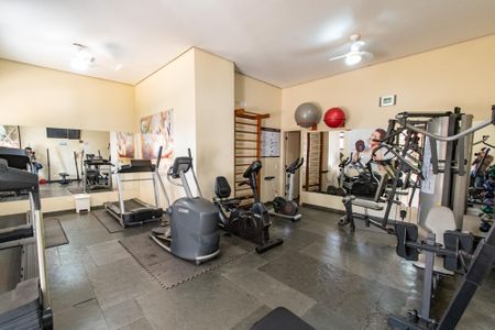 Apartamento à venda com 113m², 3 quartos e 2 vagas Apartamento à venda com 113m², 3 quartos e 2 vagasÁrea comum - Academia