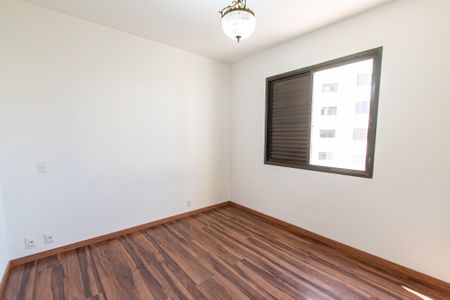 Apartamento à venda com 113m², 3 quartos e 2 vagas Apartamento à venda com 113m², 3 quartos e 2 vagasSuíte
