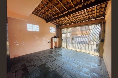 Casa à venda com 150m², 3 quartos e 2 vagasGaragem