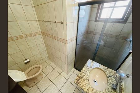 Casa à venda com 150m², 3 quartos e 2 vagasBanheiro 1