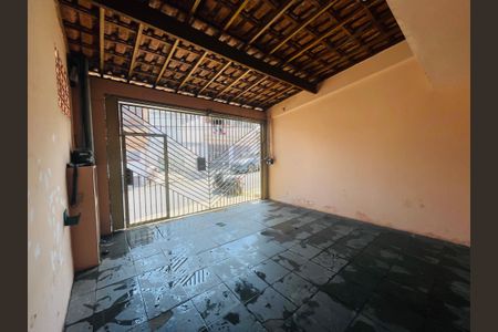 Casa à venda com 150m², 3 quartos e 2 vagasGaragem