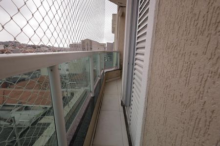 Apartamento à venda com 79m², 3 quartos e 2 vagas Apartamento à venda com 79m², 3 quartos e 2 vagasSacada do Quarto 1 e 2