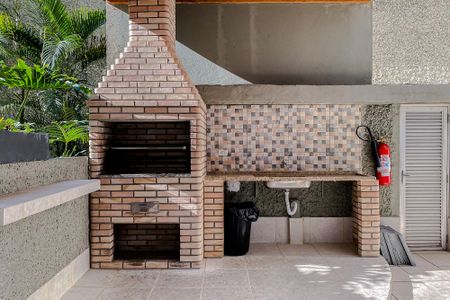 Apartamento à venda com 50m², 2 quartos e 1 vagaÁrea comum - Churrasqueira