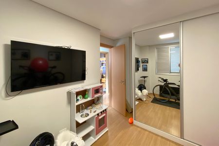 Apartamento à venda com 98m², 4 quartos e 3 vagasQuarto 3