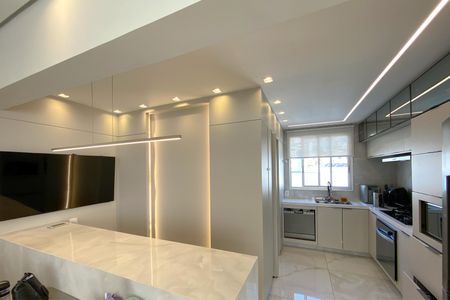 Apartamento à venda com 98m², 4 quartos e 3 vagasCozinha