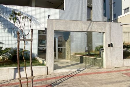 Apartamento à venda com 98m², 4 quartos e 3 vagasFachada