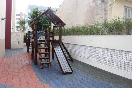 Apartamento à venda com 64m², 2 quartos e 1 vagaÁrea comum - Playground