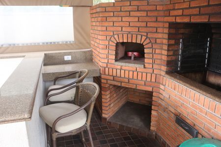 Apartamento à venda com 64m², 2 quartos e 1 vagaÁrea comum - Churrasqueira