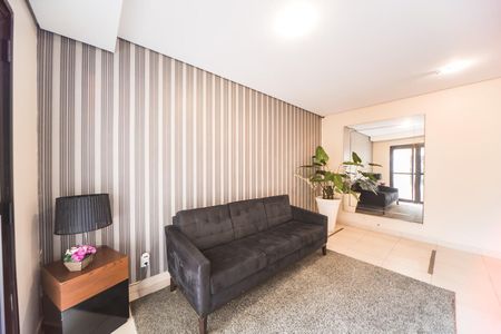 Apartamento à venda com 288m², 3 quartos e 3 vagas Apartamento à venda com 288m², 3 quartos e 3 vagasÁrea comum