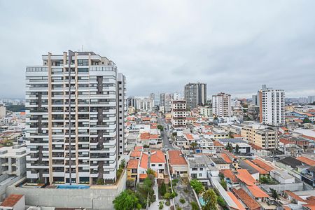 Apartamento à venda com 288m², 3 quartos e 3 vagas Apartamento à venda com 288m², 3 quartos e 3 vagasVista da Piscina