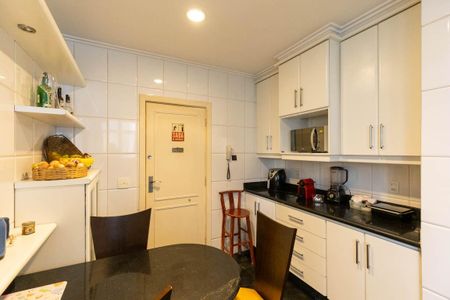 Apartamento à venda com 150m², 3 quartos e 1 vagaCozinha