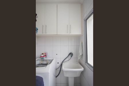 Casa à venda com 200m², 3 quartos e 4 vagas Casa à venda com 200m², 3 quartos e 4 vagasÁrea de Serviço