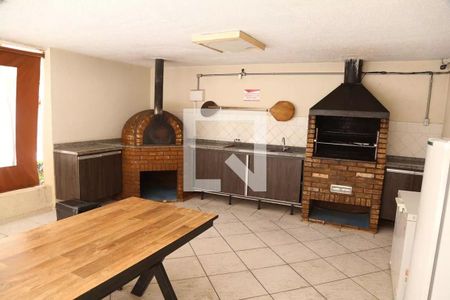 Apartamento à venda com 64m², 2 quartos e 1 vaga Apartamento à venda com 64m², 2 quartos e 1 vagaÁrea comum - Churrasqueira