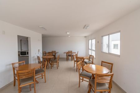 Apartamento para alugar com 74m², 3 quartos e 1 vaga Apartamento para alugar com 74m², 3 quartos e 1 vagaÁrea comum - Salão de festas