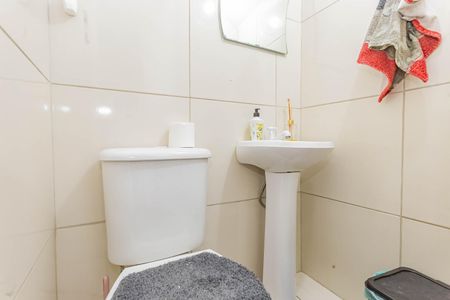 Casa à venda com 60m², 2 quartos e 1 vagaLavabo