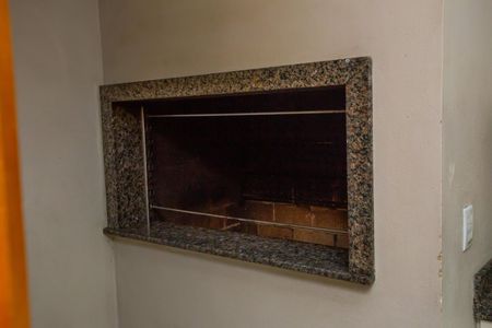 Apartamento à venda com 48m², 2 quartos e 1 vaga Apartamento à venda com 48m², 2 quartos e 1 vagaÁrea comum - Salão de festas (Churrasqueira)