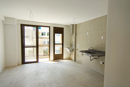 Sala/Cozinha de apartamento à venda com 1 quarto, 52m² em Pechincha, Rio de Janeiro