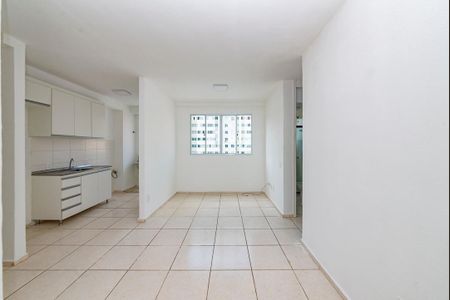 Sala de apartamento para alugar com 2 quartos, 44m² em Buritis, Belo Horizonte
