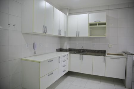 Apartamento à venda com 150m², 3 quartos e 2 vagasCozinha