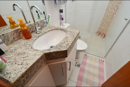 Apartamento à venda com 63m², 3 quartos e 2 vagas Apartamento à venda com 63m², 3 quartos e 2 vagasBanheiro Suite